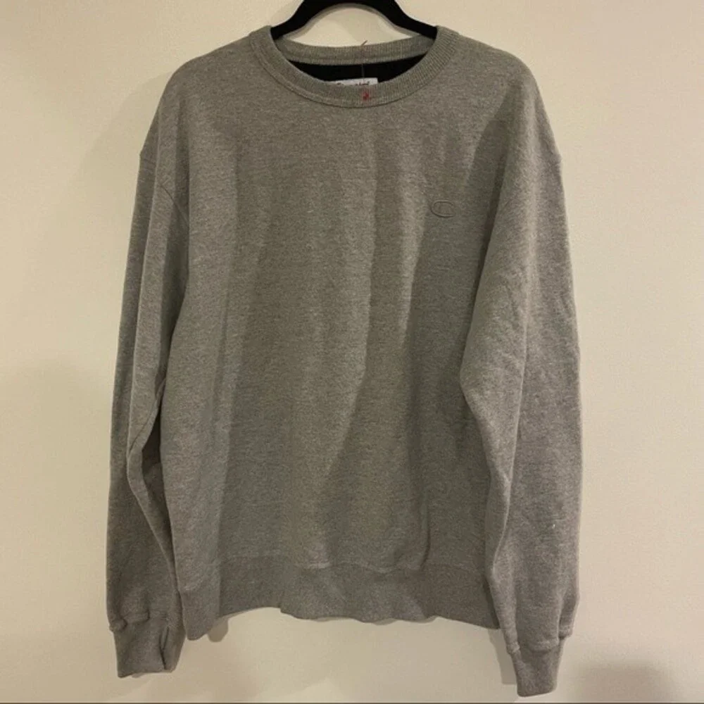 Champion | men’s grey pullover size large